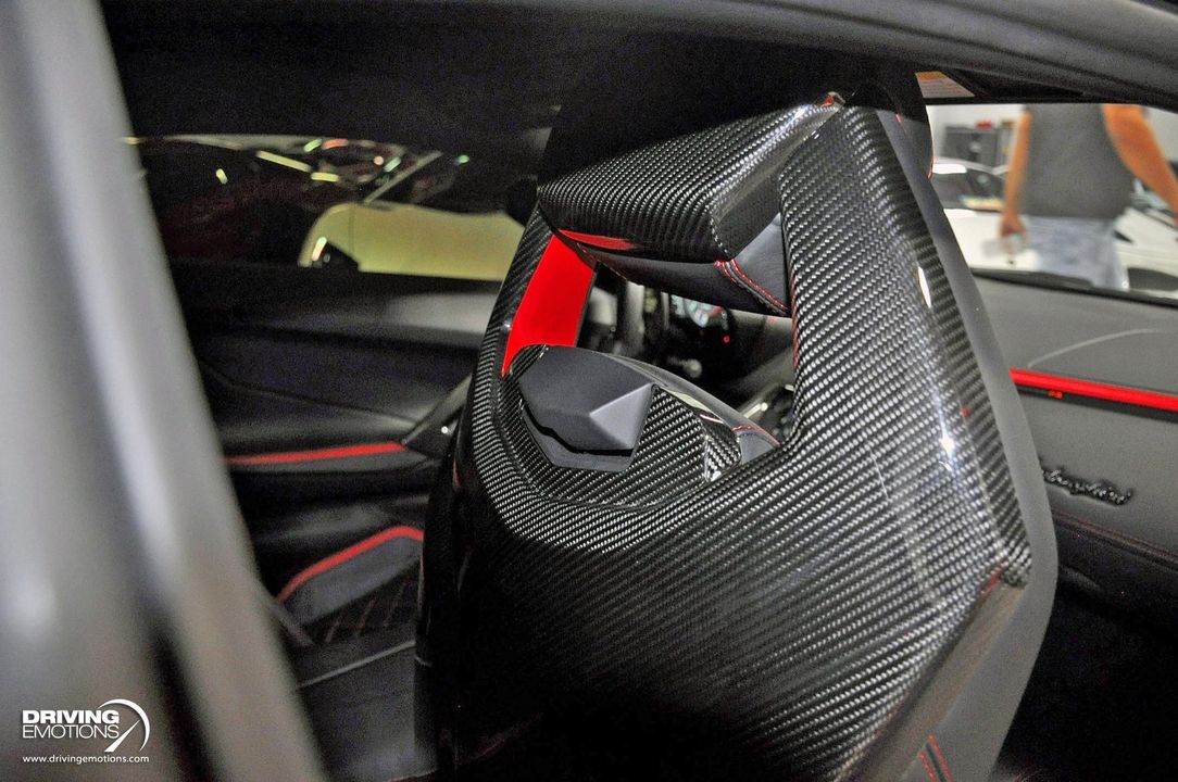 2017 Lamborghini Aventador S