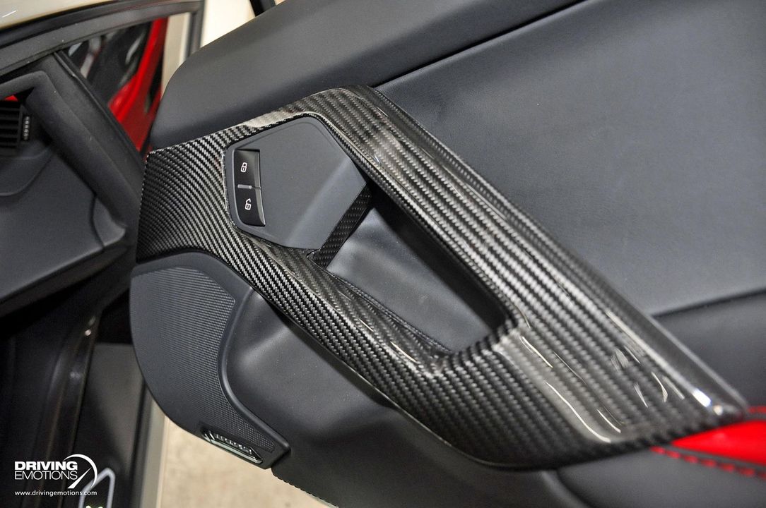 2017 Lamborghini Aventador S