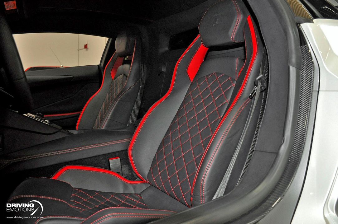 2017 Lamborghini Aventador S