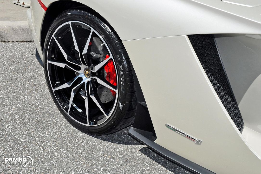 2017 Lamborghini Aventador S
