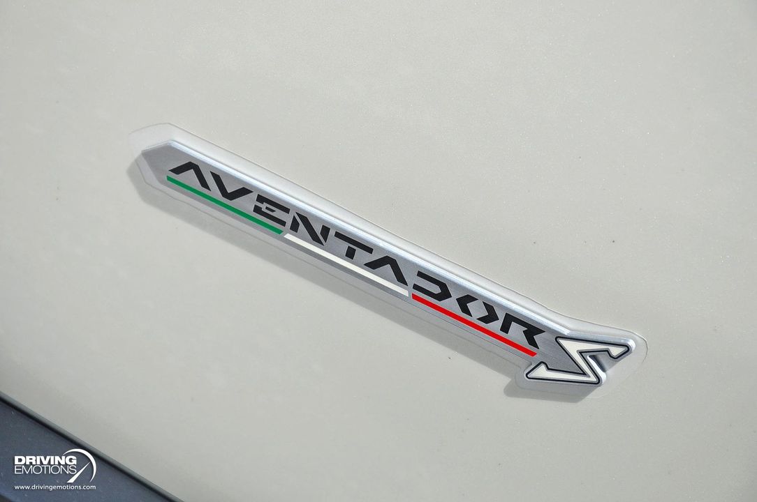 2017 Lamborghini Aventador S