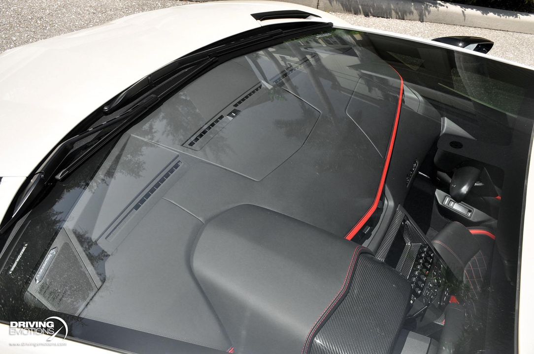 2017 Lamborghini Aventador S