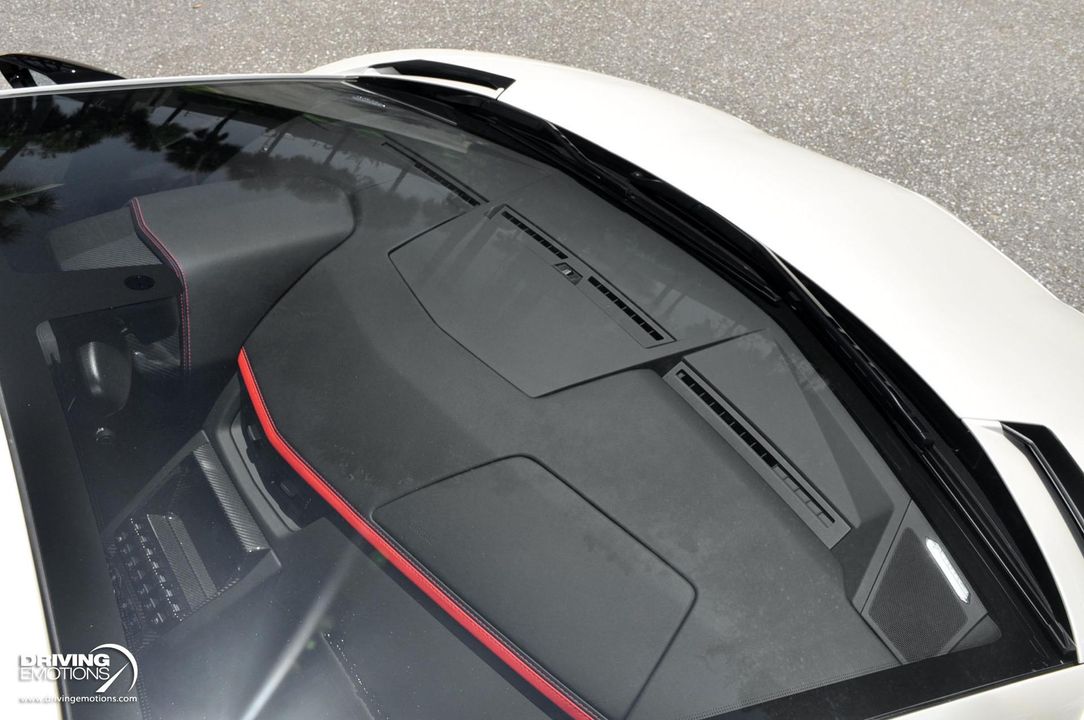 2017 Lamborghini Aventador S