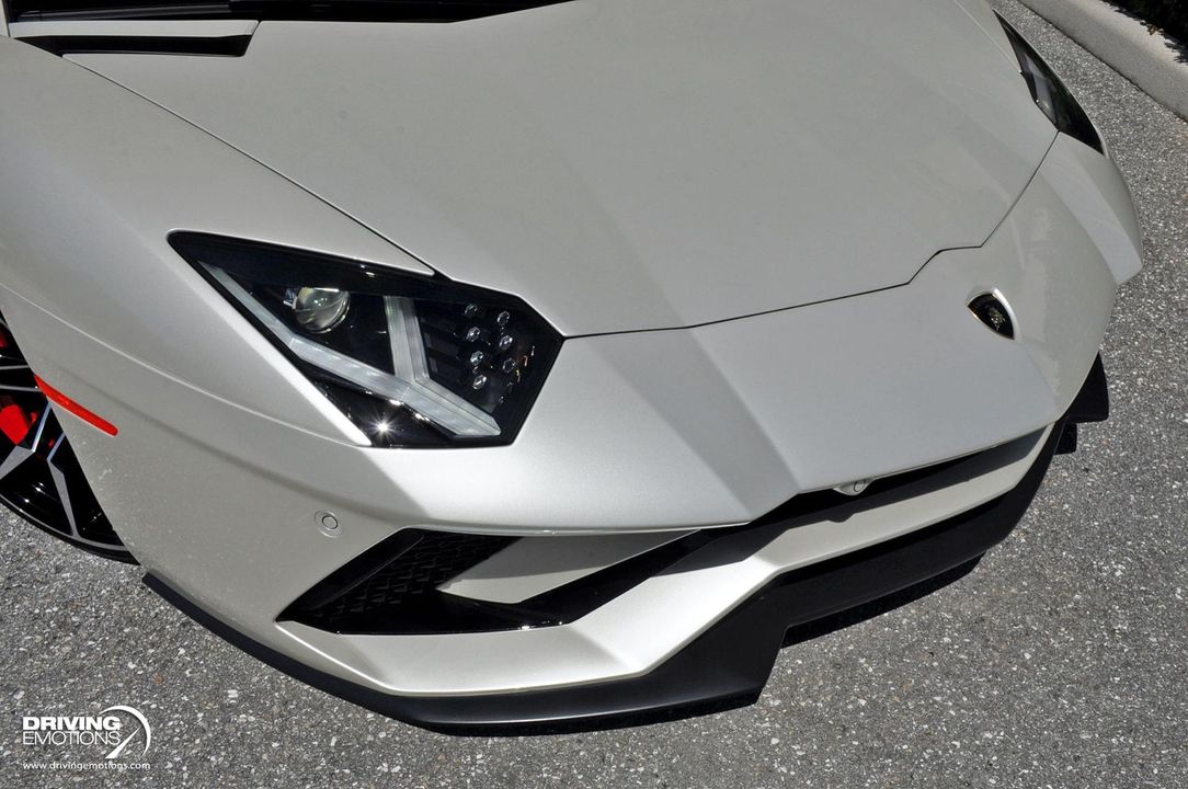 2017 Lamborghini Aventador S