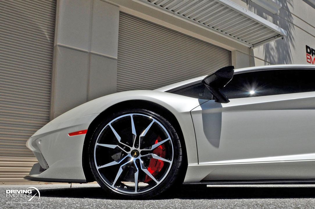 2017 Lamborghini Aventador S