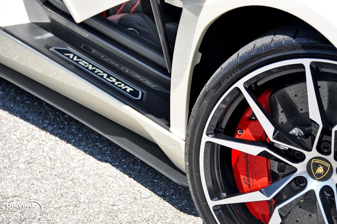 2017 Lamborghini Aventador S
