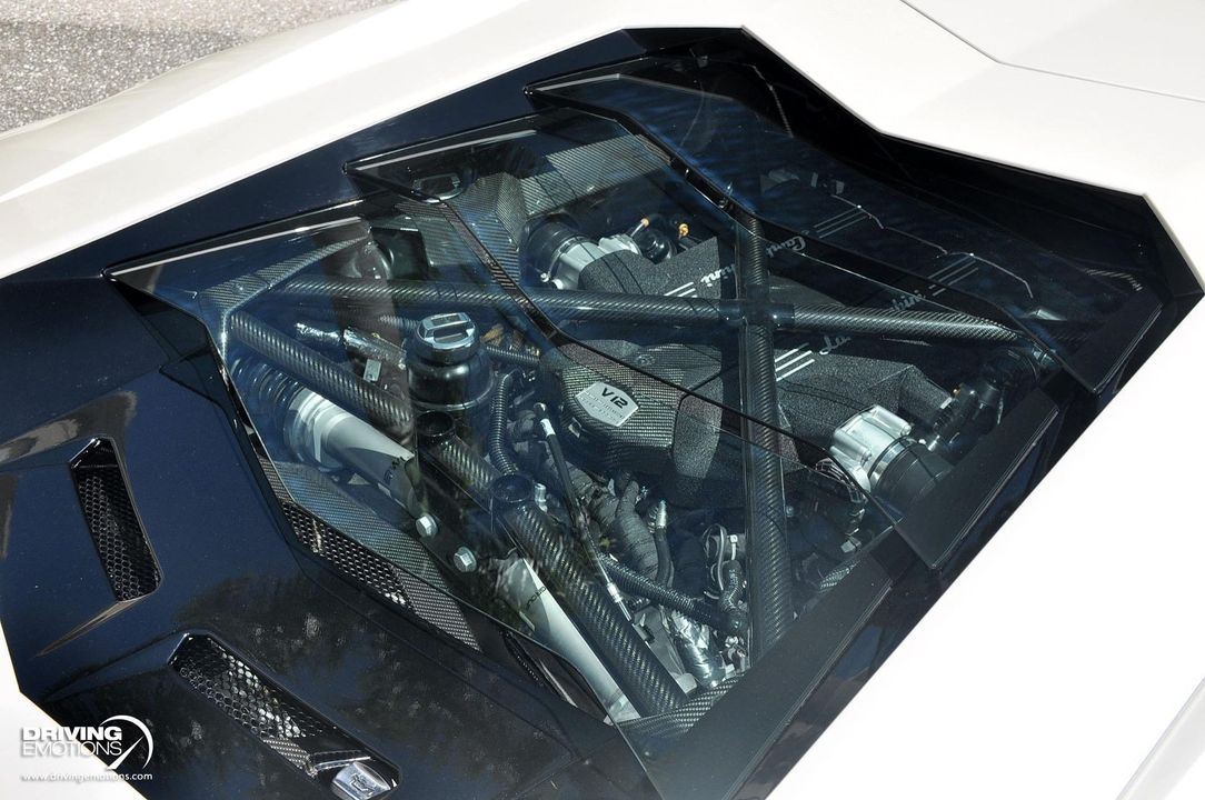 2017 Lamborghini Aventador S