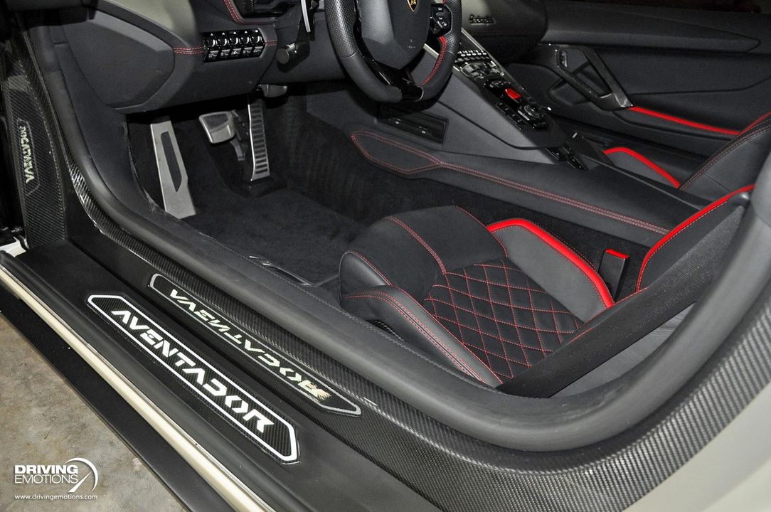2017 Lamborghini Aventador S