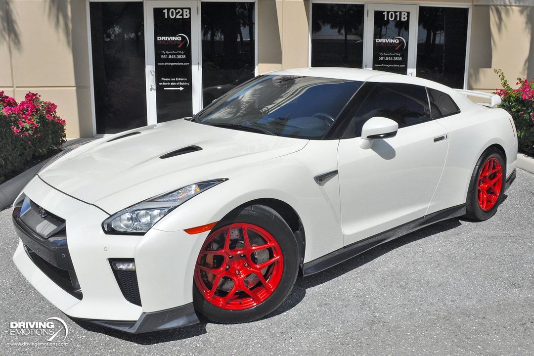 2019 Nissan GT-R
