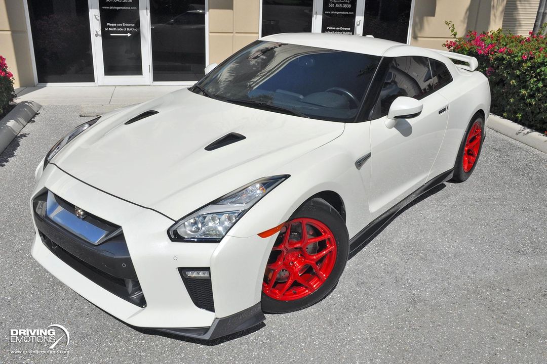 2019 Nissan GT-R