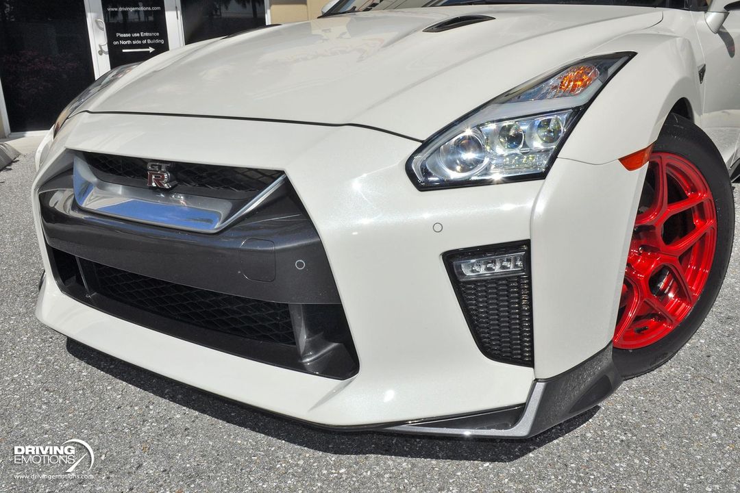 2019 Nissan GT-R