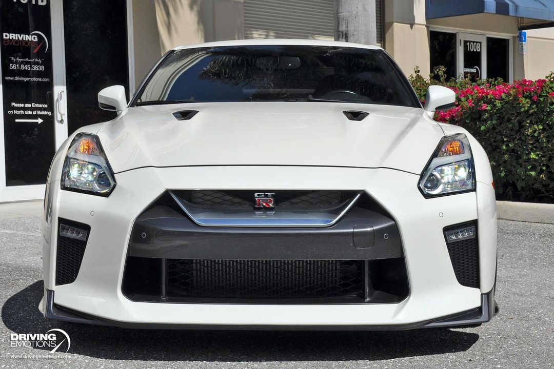 2019 Nissan GT-R