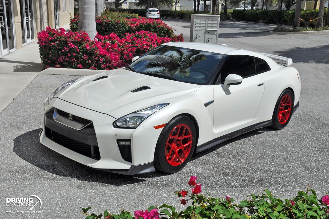 2019 Nissan GT-R
