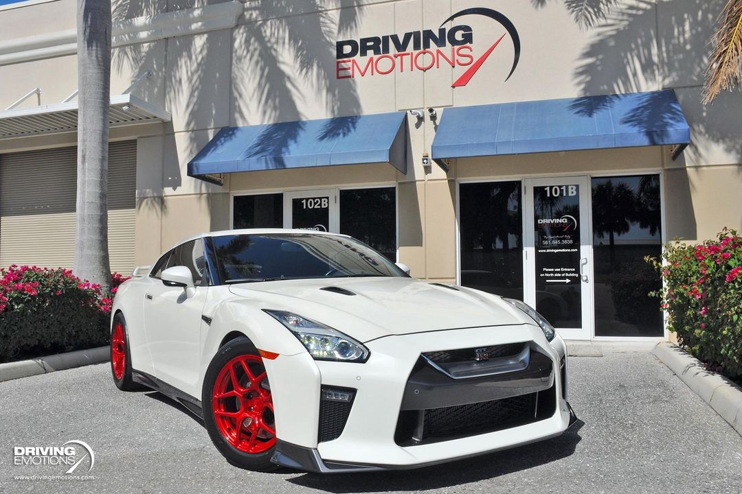 2019 Nissan GT-R
