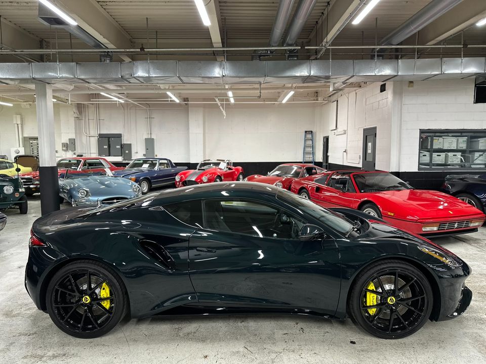2025 Lotus Emira V6