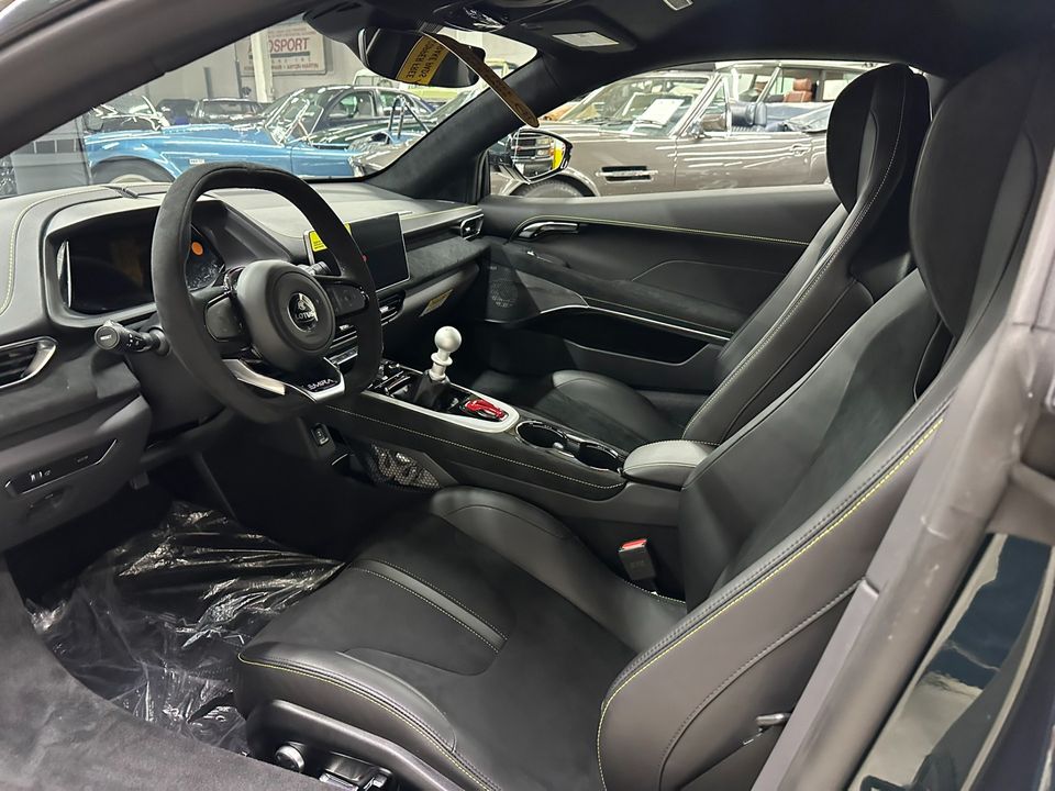 2025 Lotus Emira V6