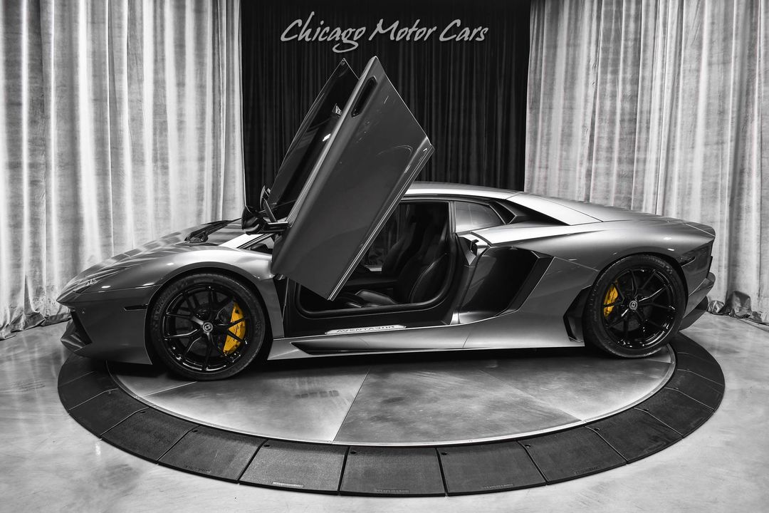 2012 Lamborghini Aventador