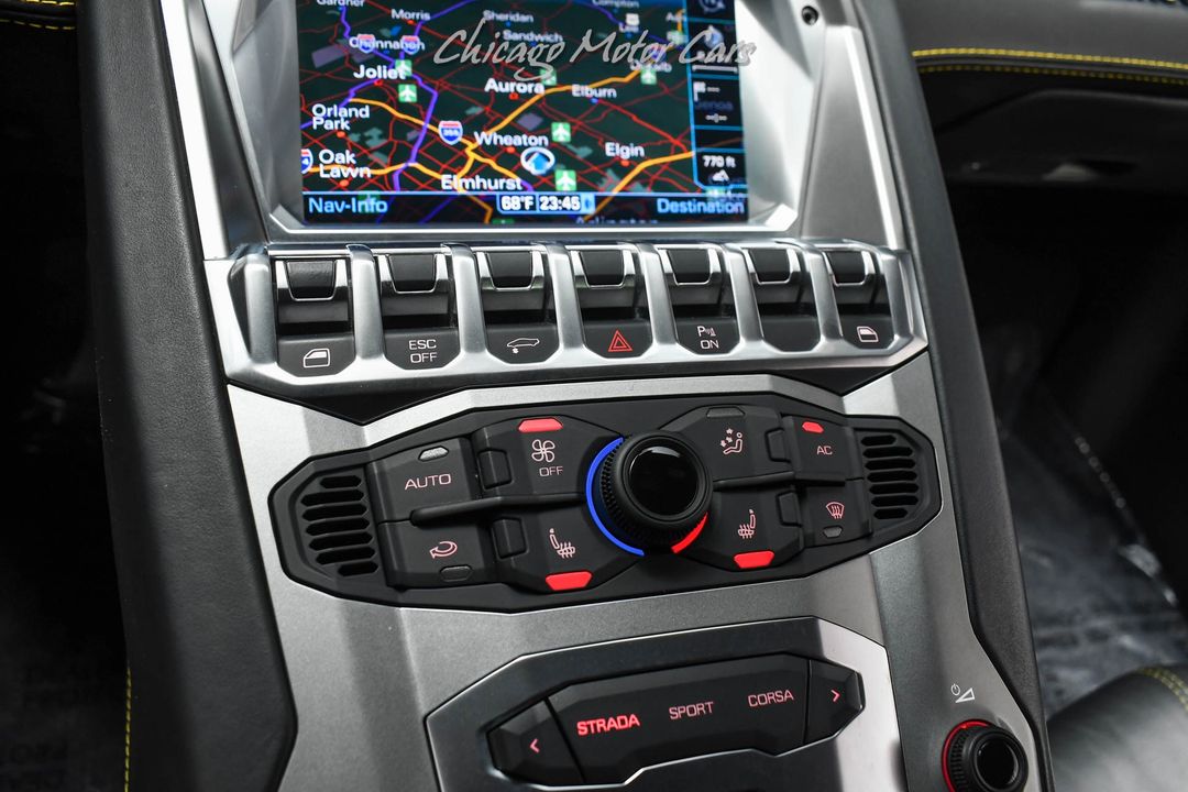 2012 Lamborghini Aventador