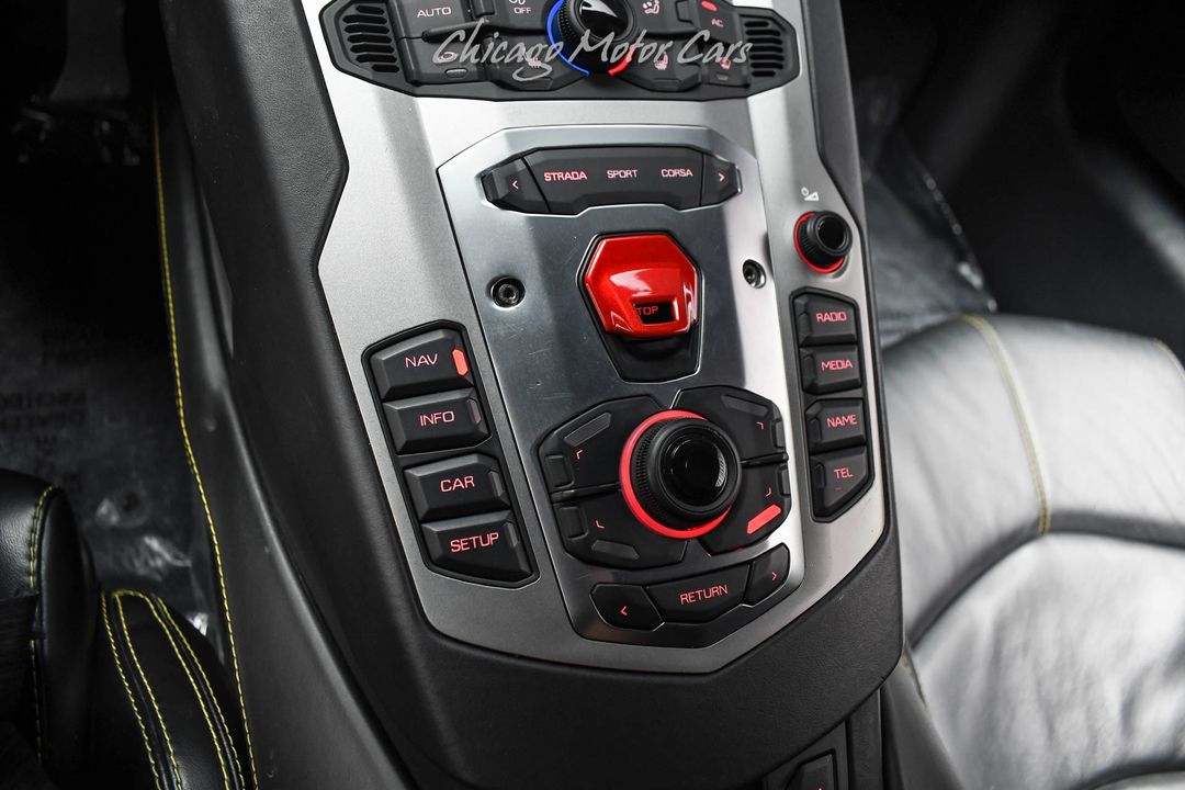 2012 Lamborghini Aventador