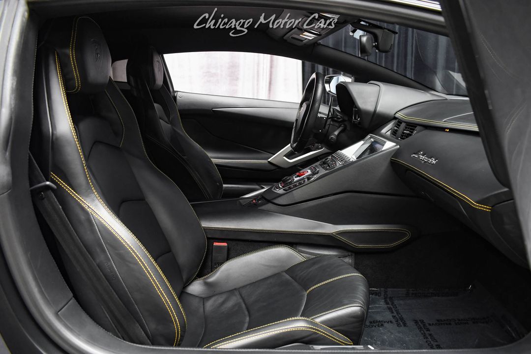 2012 Lamborghini Aventador