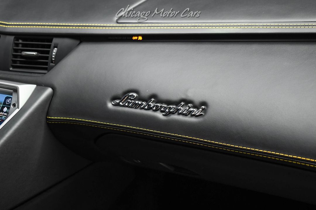 2012 Lamborghini Aventador