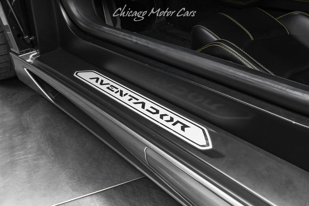 2012 Lamborghini Aventador