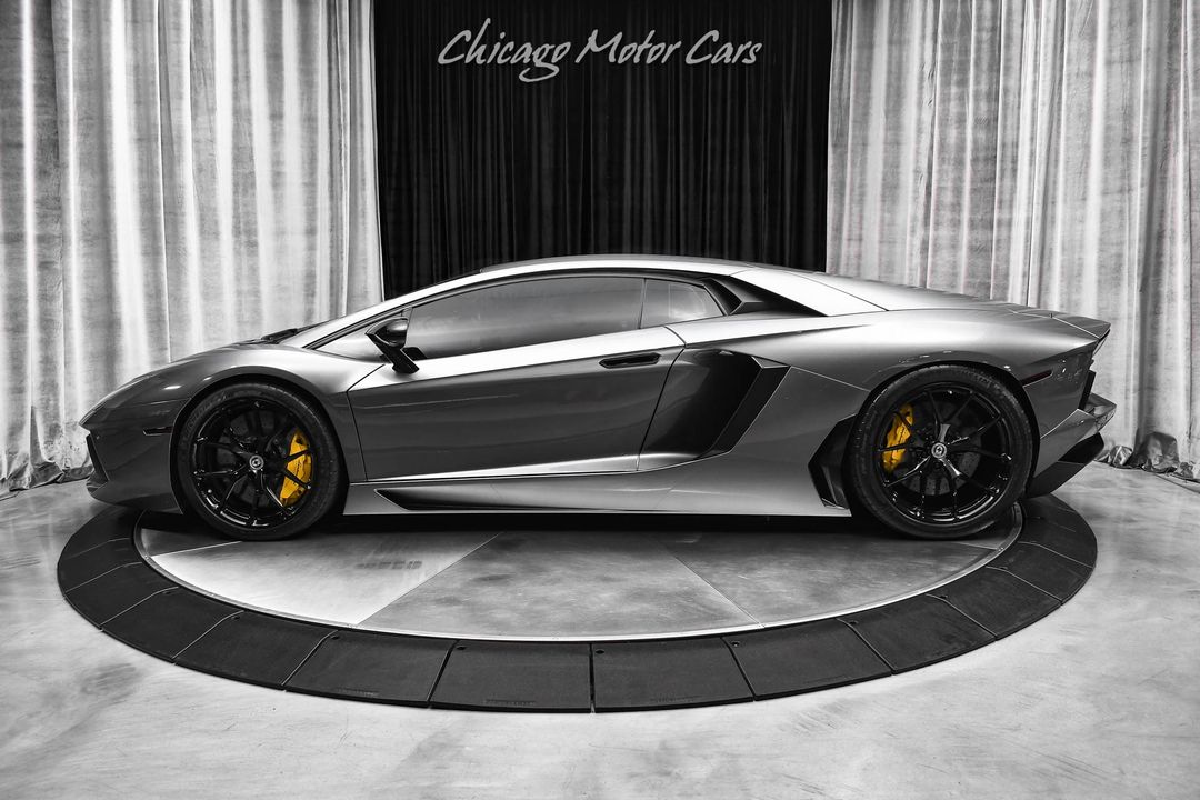 2012 Lamborghini Aventador