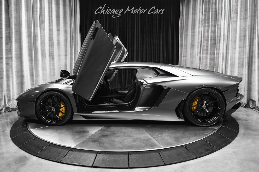 2012 Lamborghini Aventador