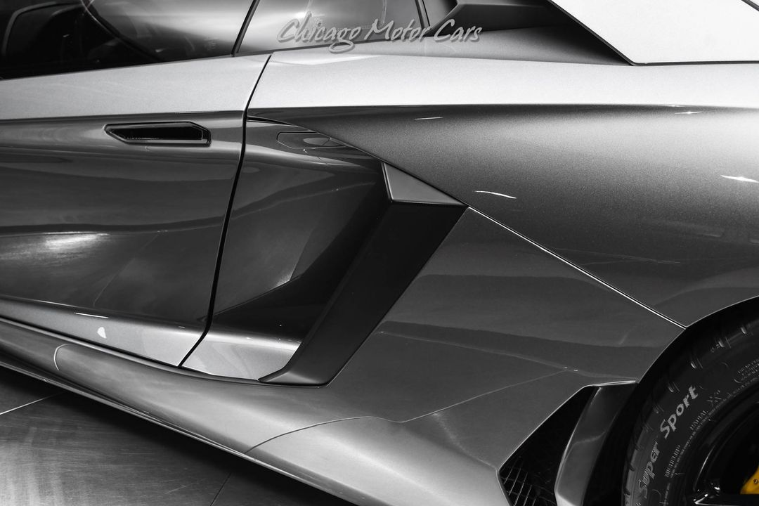 2012 Lamborghini Aventador