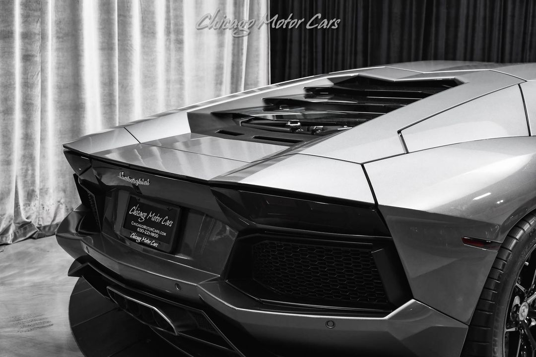 2012 Lamborghini Aventador