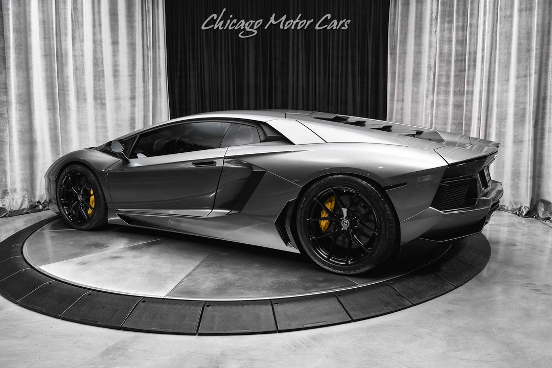 2012 Lamborghini Aventador