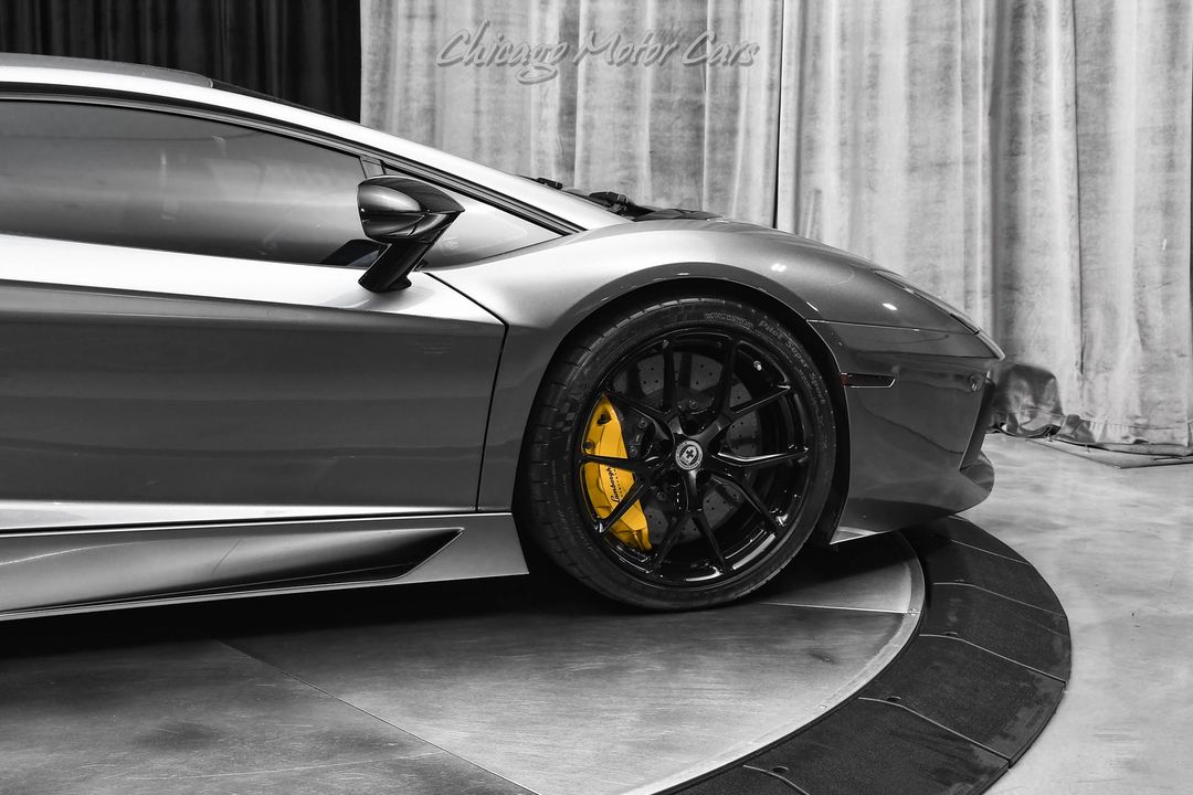 2012 Lamborghini Aventador
