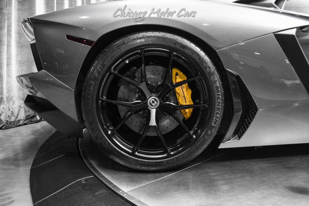 2012 Lamborghini Aventador