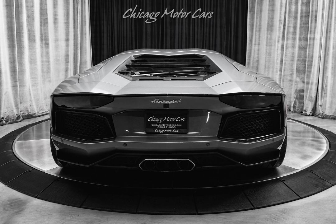 2012 Lamborghini Aventador