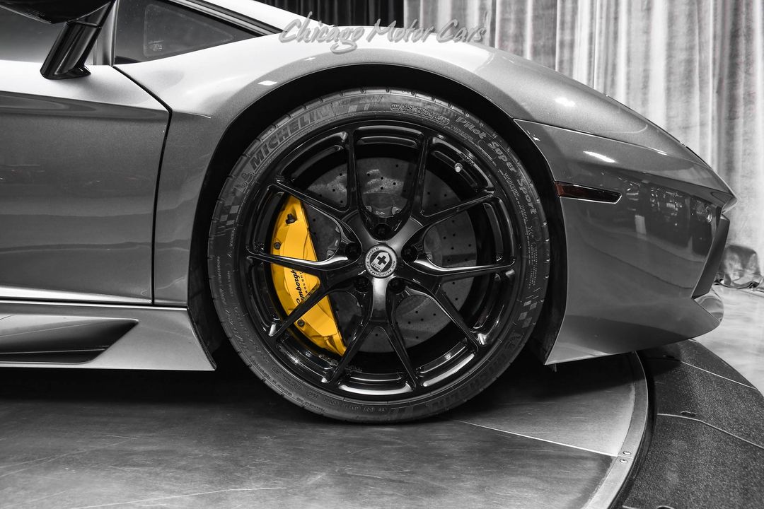 2012 Lamborghini Aventador