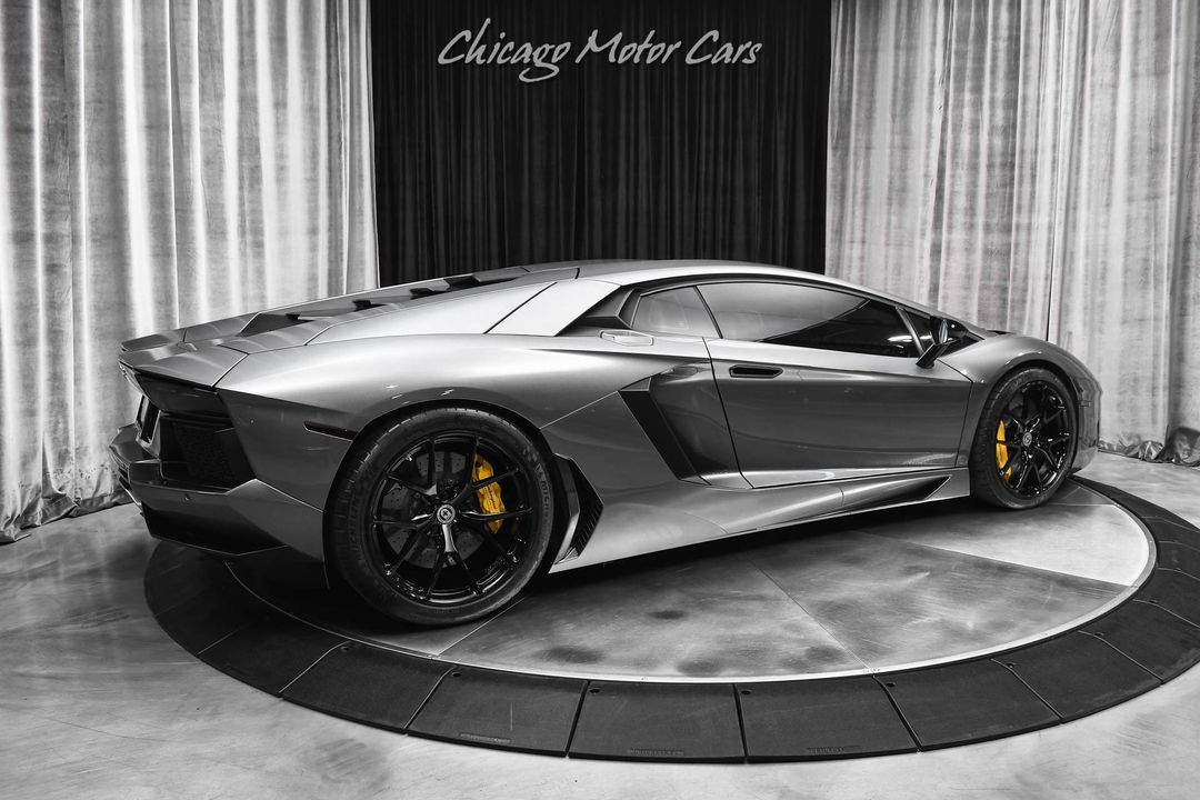 2012 Lamborghini Aventador