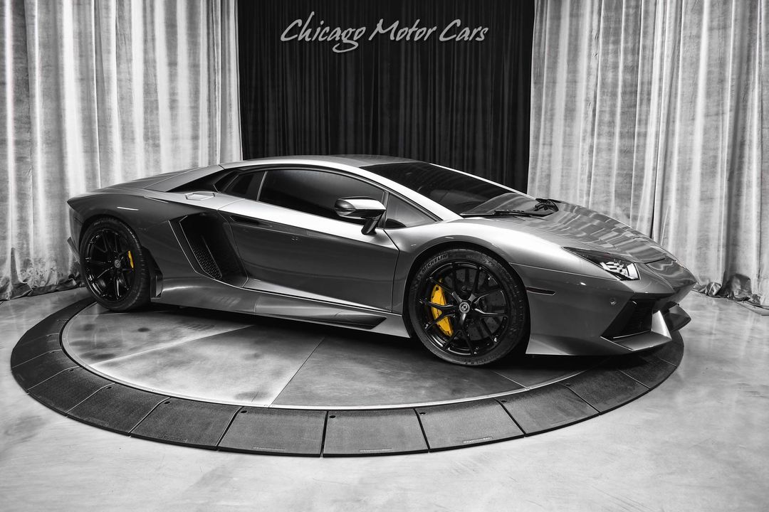 2012 Lamborghini Aventador