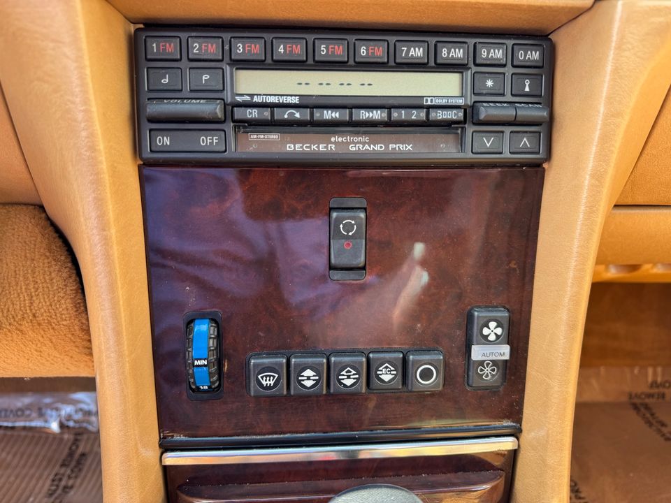 1988 Mercedes-Benz 560