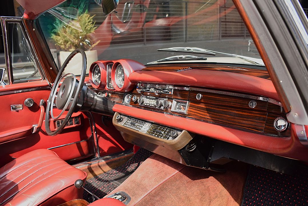 1969 Mercedes-Benz 280SE
