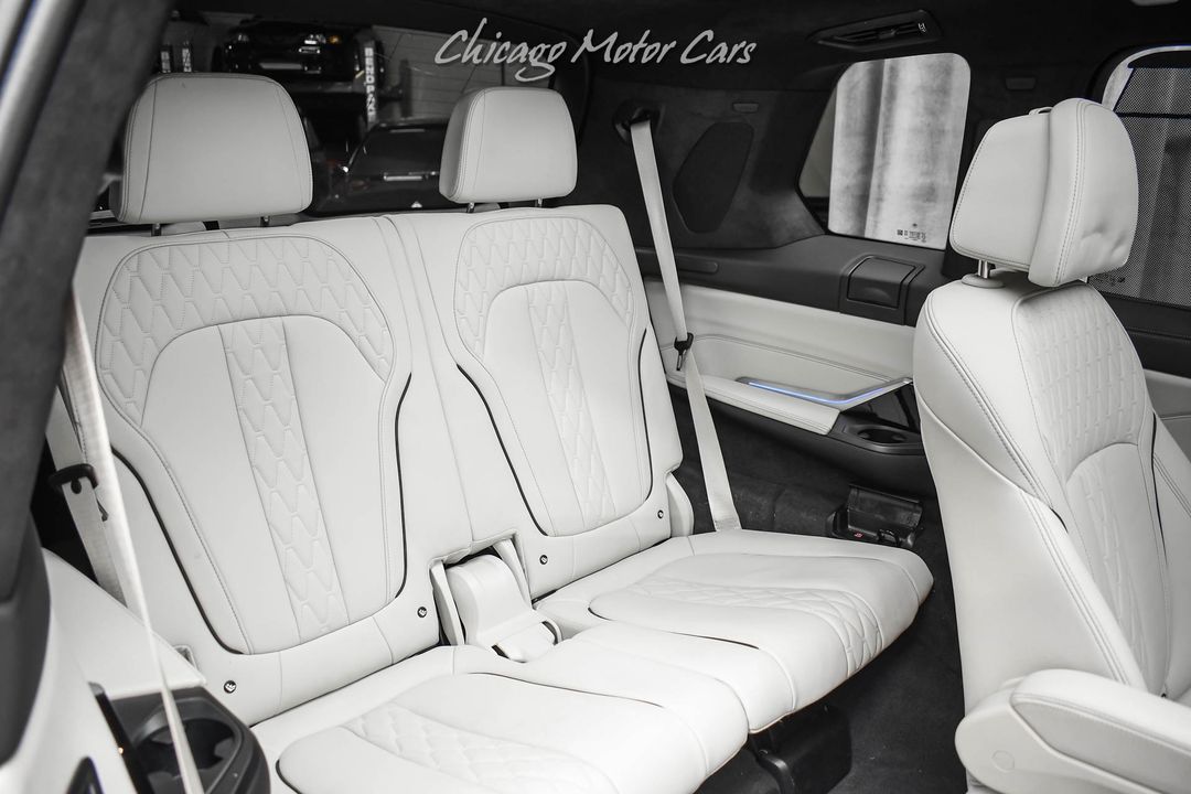 2024 BMW X7
