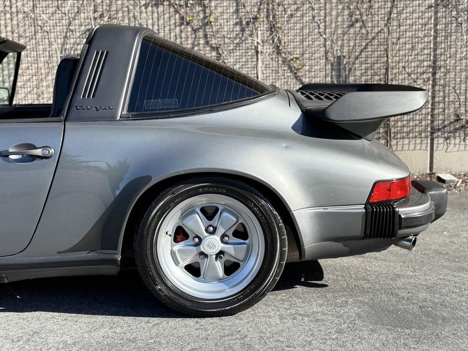1985 Porsche 911