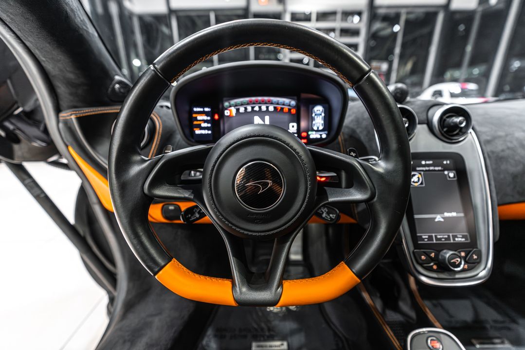 2016 McLaren 570S