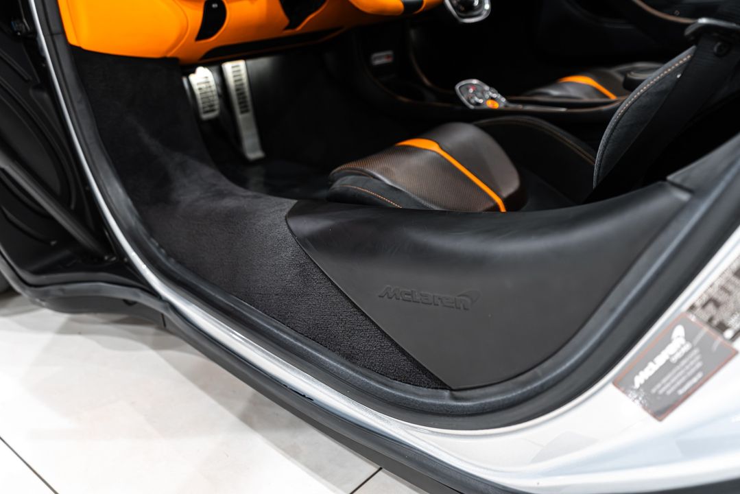2016 McLaren 570S