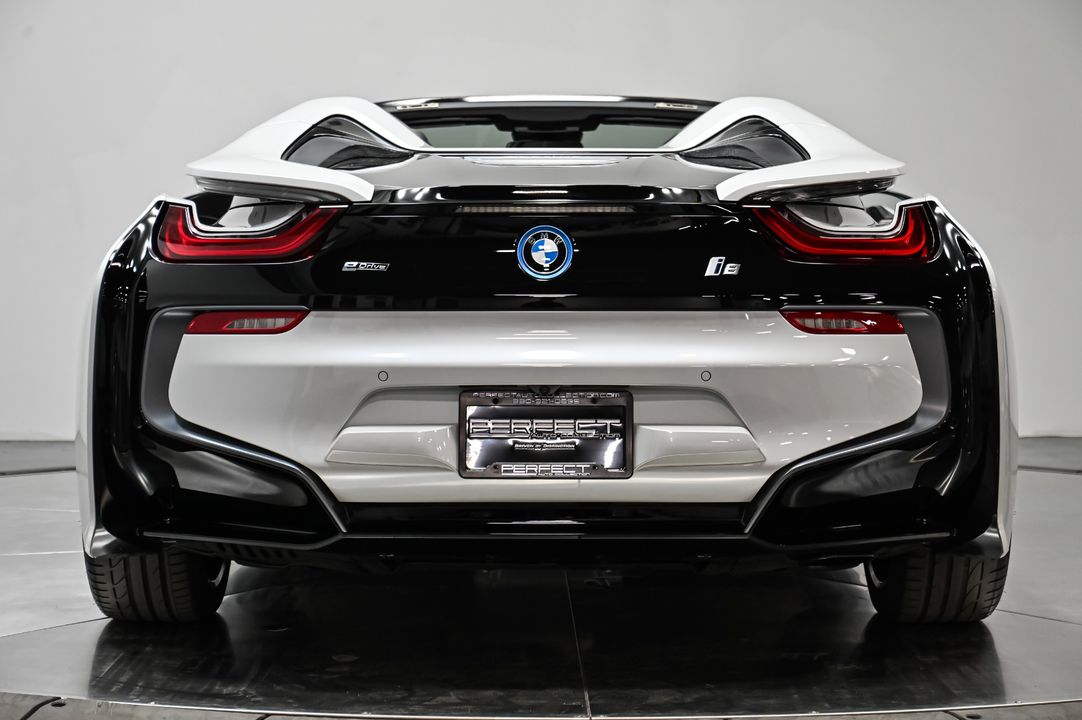 2019 BMW i8