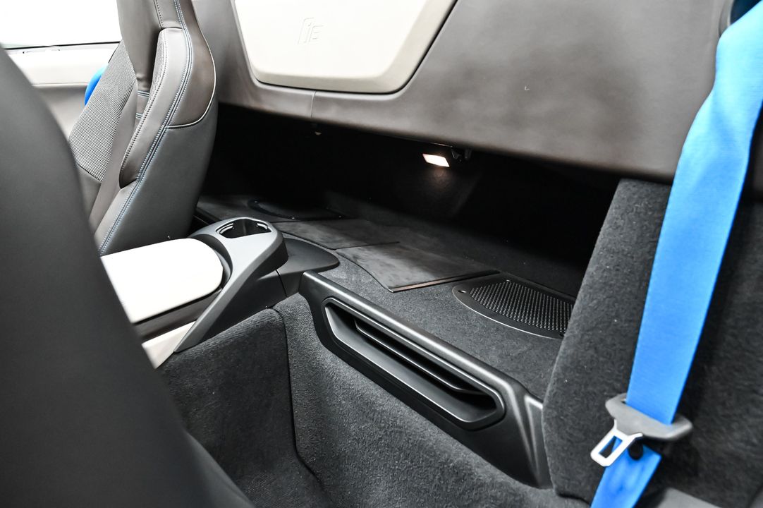 2019 BMW i8