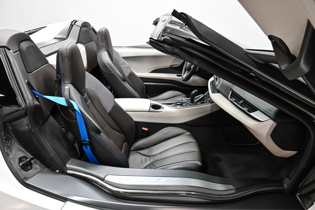 2019 BMW i8