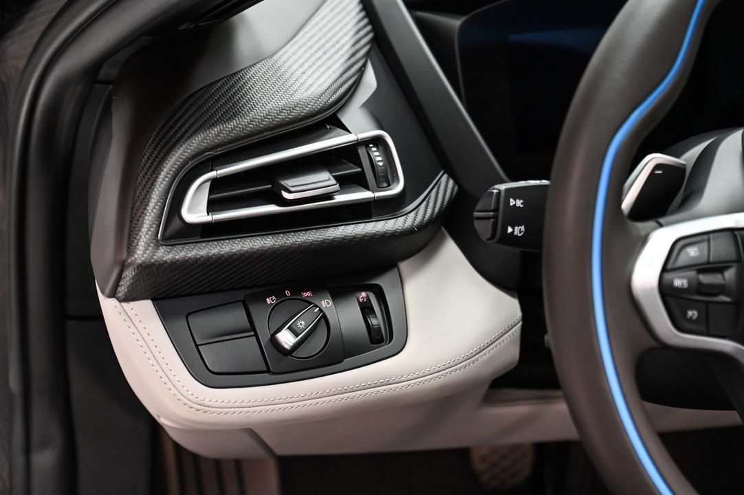 2019 BMW i8