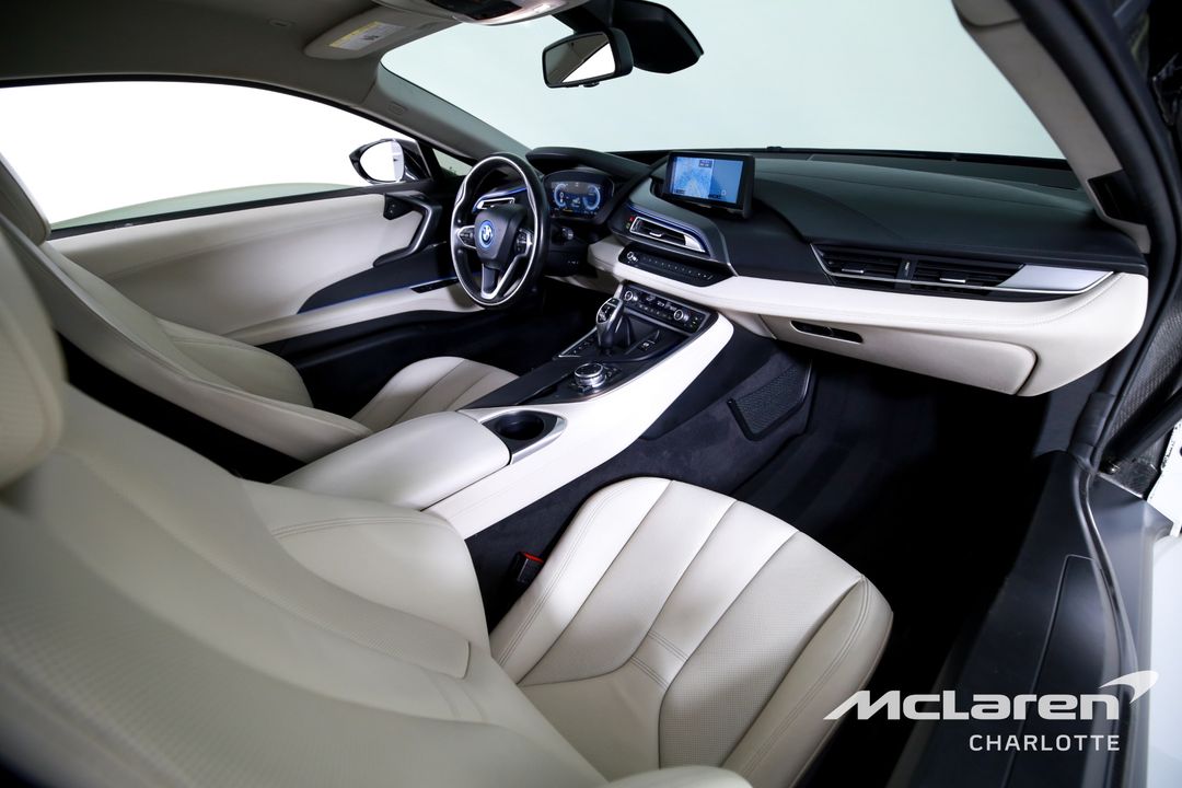 2016 BMW i8