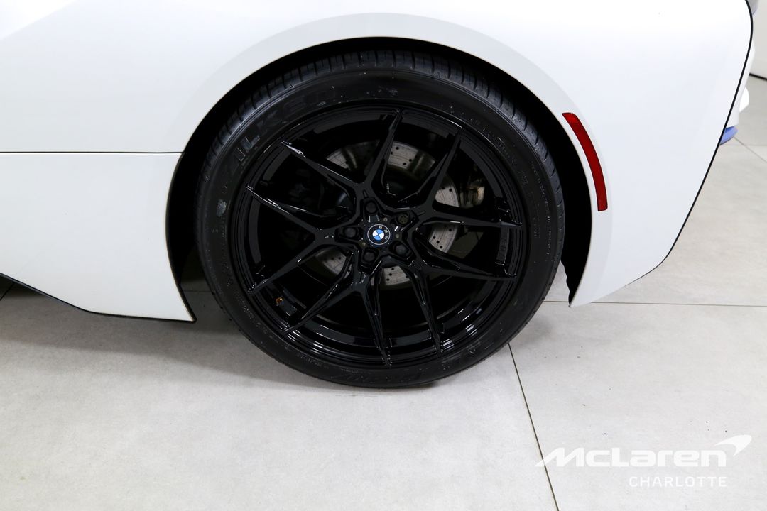 2016 BMW i8