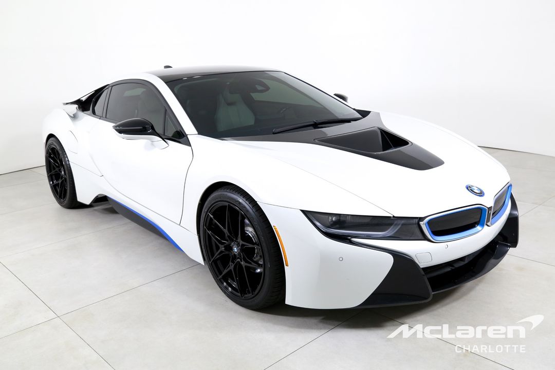 2016 BMW i8